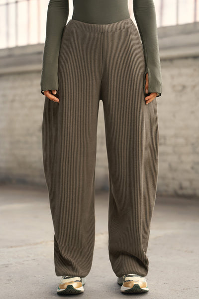 Joah-Brown-Ecomm-Relaxed- Joah-Brown-Ecomm-Relaxed-