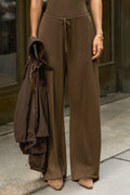 Essential Straight Leg Pant