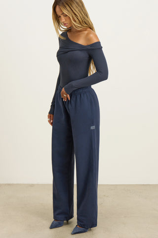 Off Shoulder Twist Long Sleeve