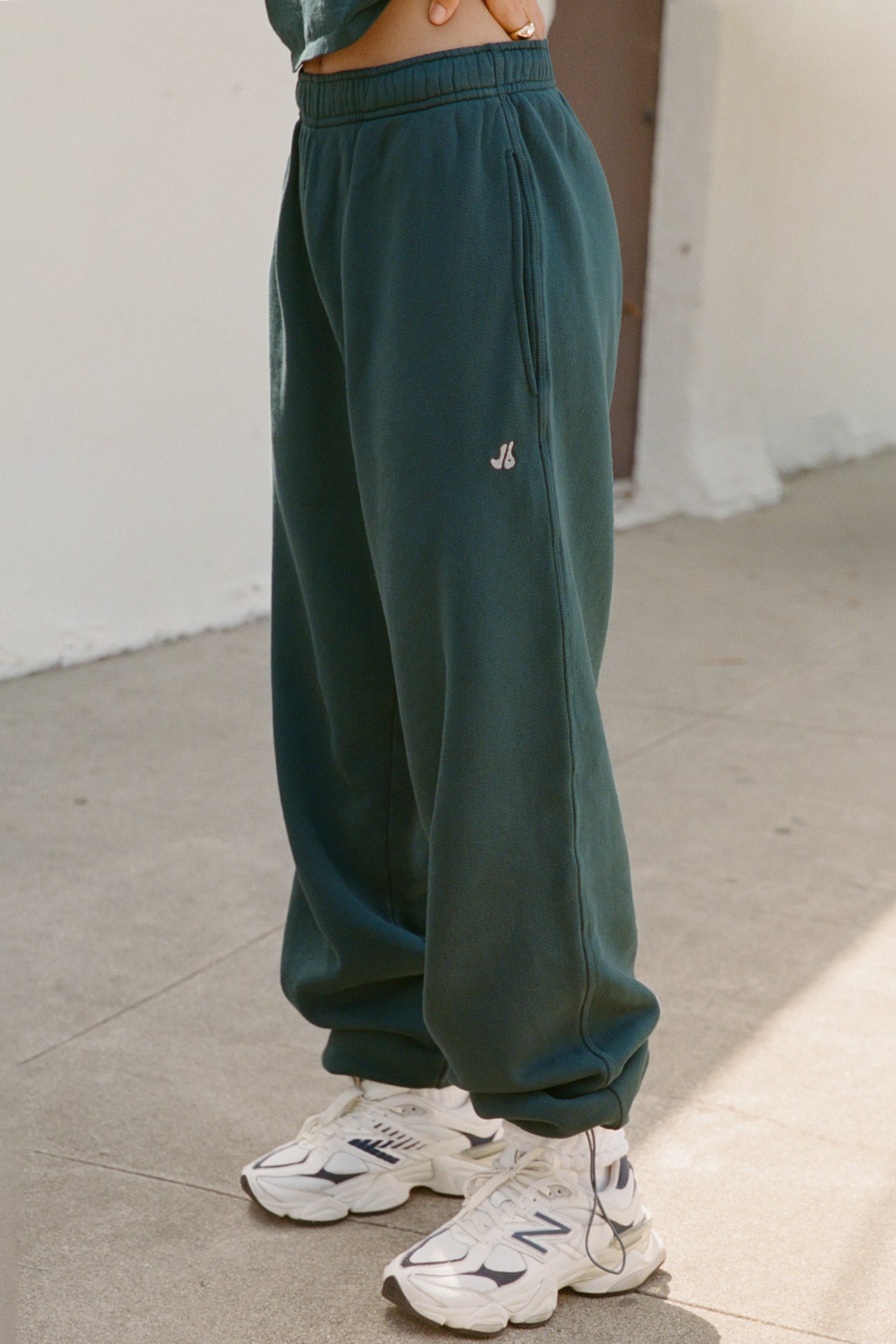 Oversized Straight Leg Jogger