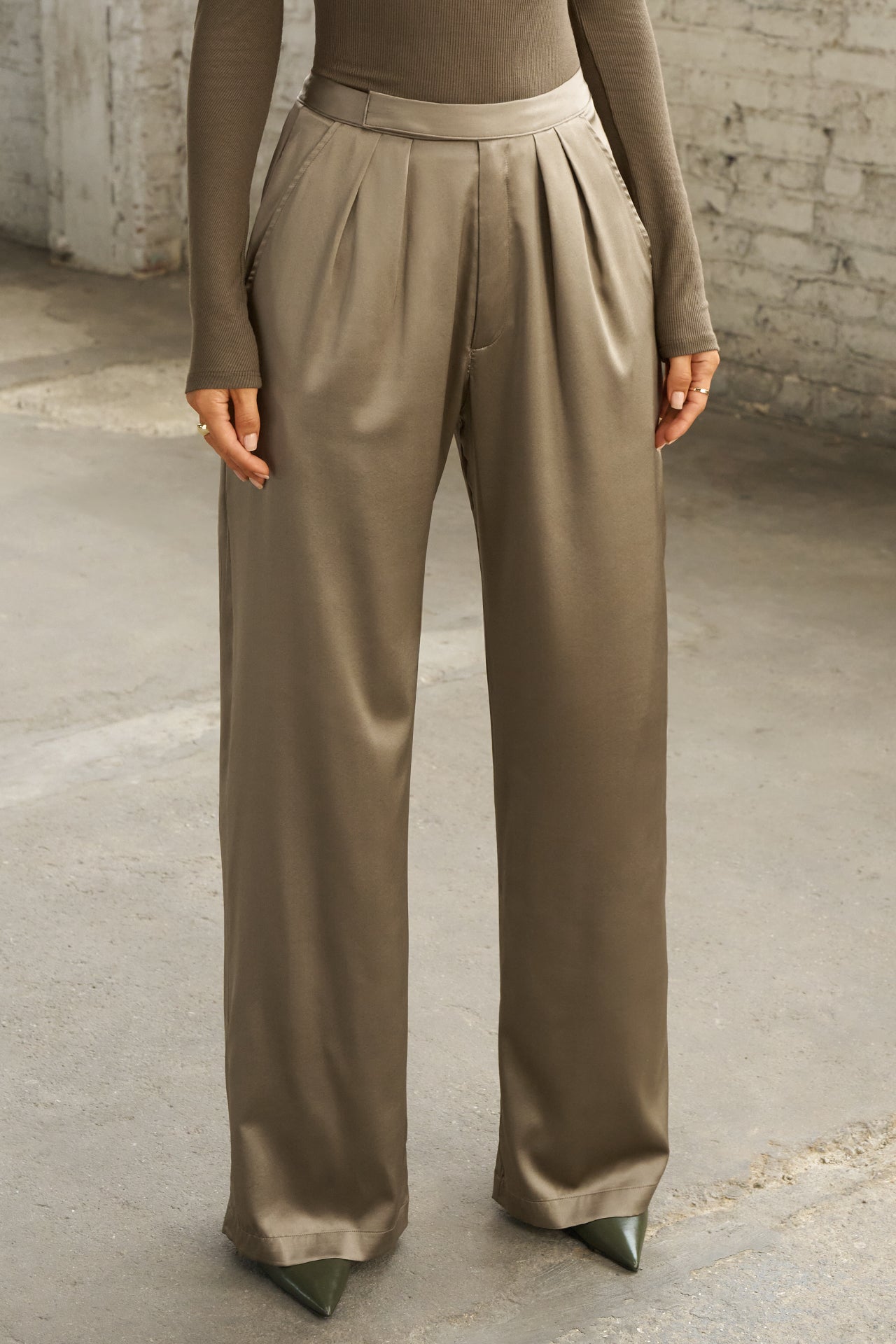 Relaxed Silk Trouser